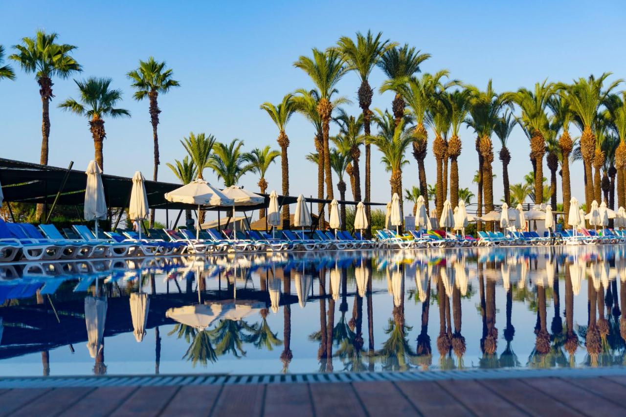 Otel Aqi Pegasos World 4*