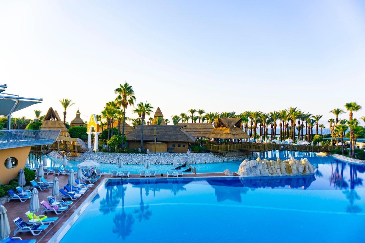 Otel Aqi Pegasos World