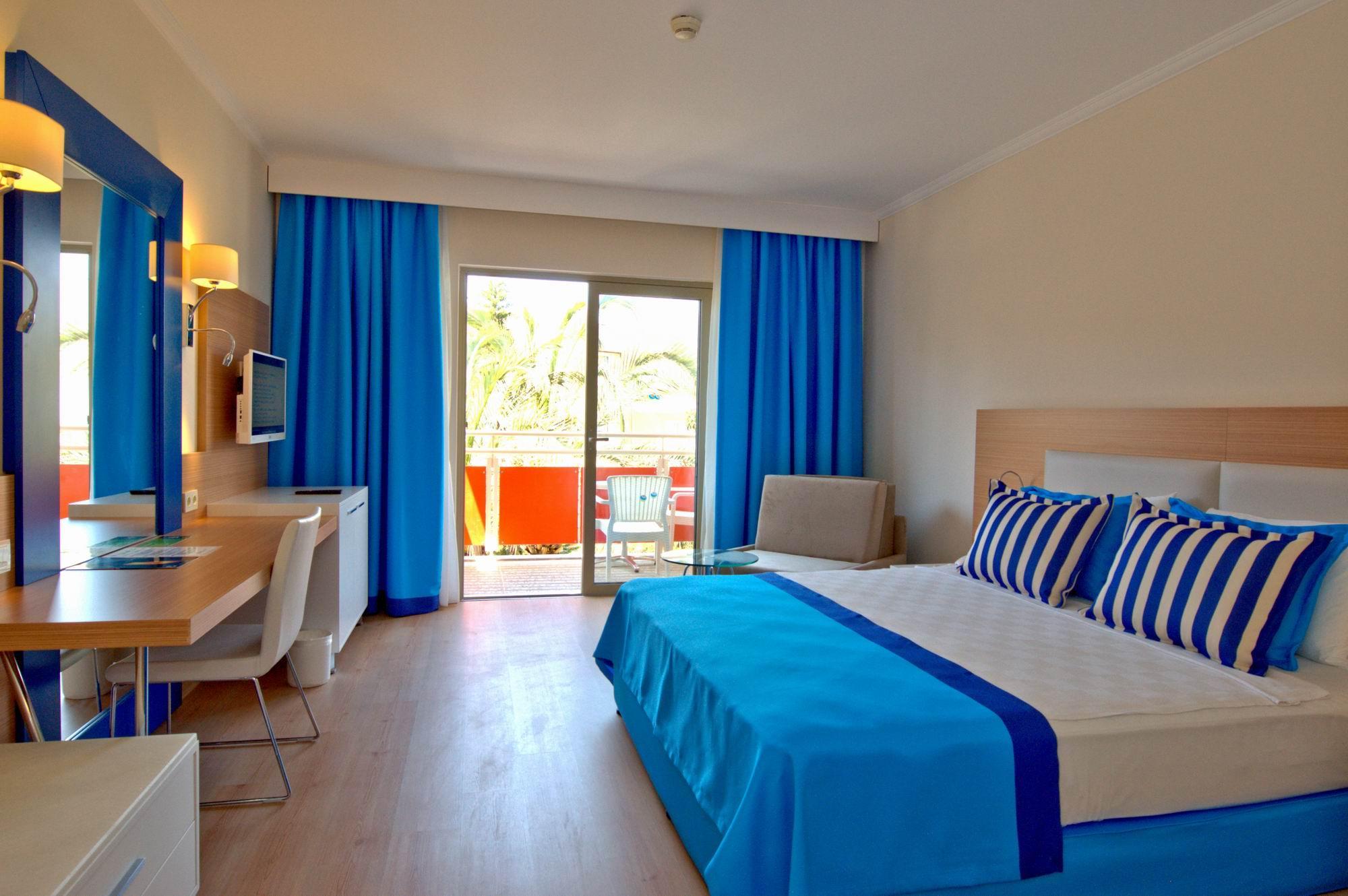 Otel Aqi Pegasos World