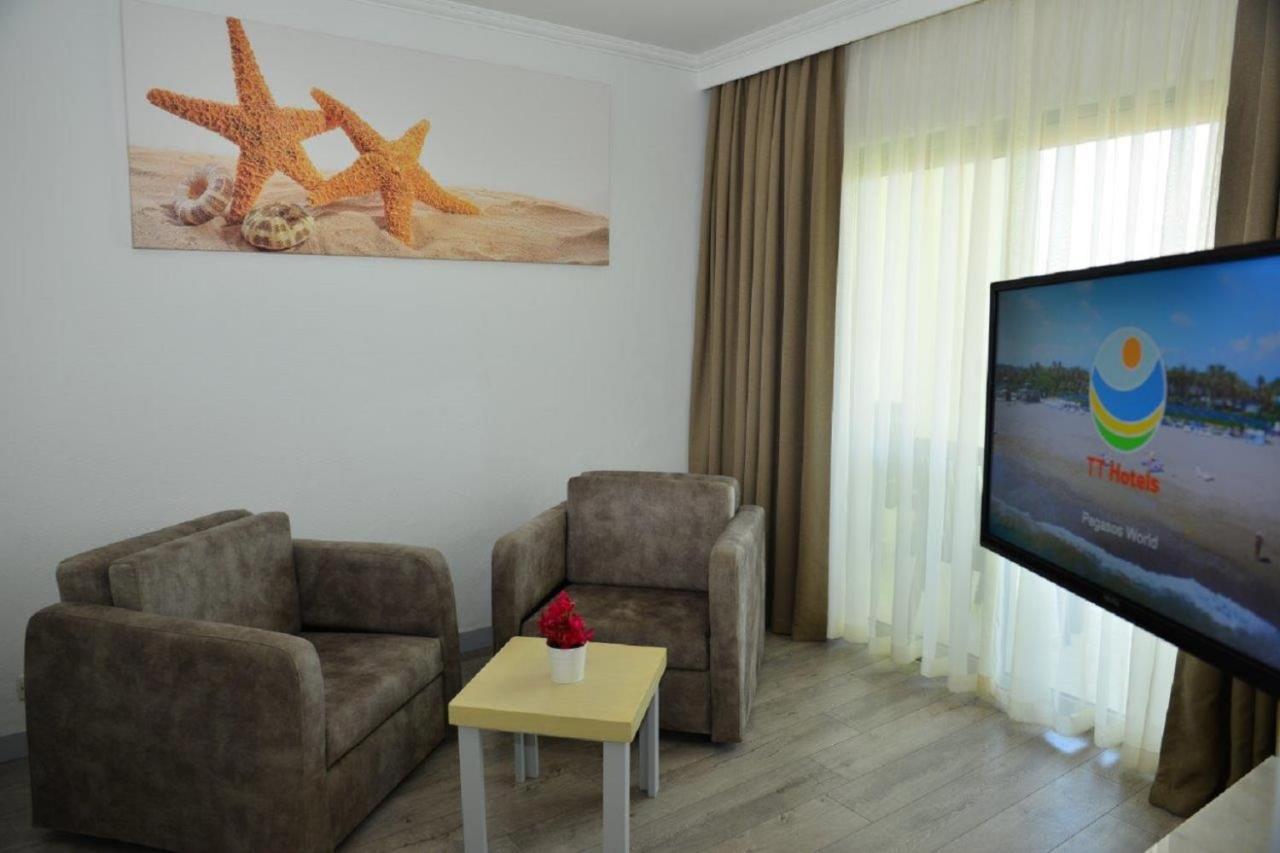Otel Aqi Pegasos World