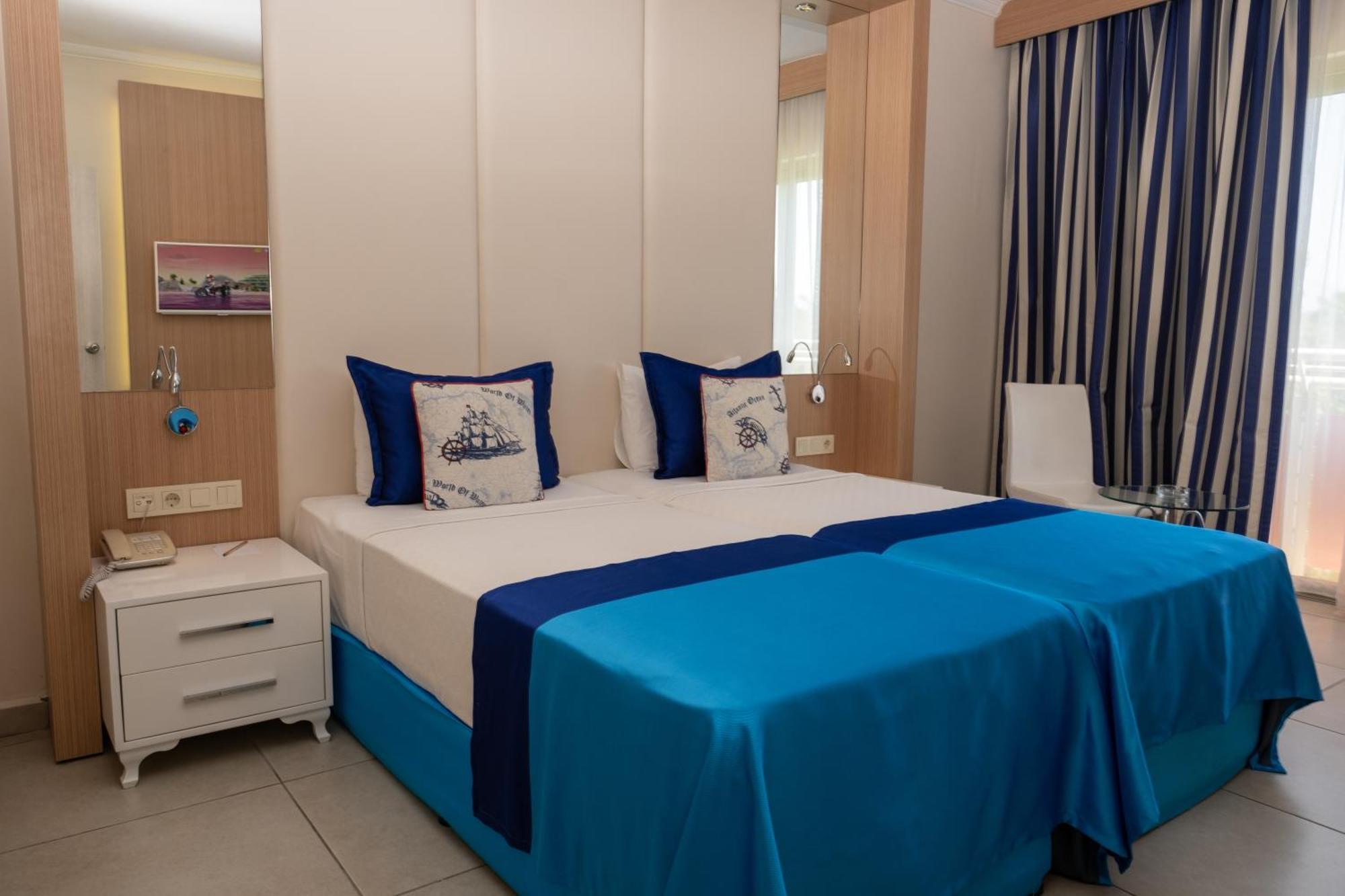 Aqi Pegasos World Otel