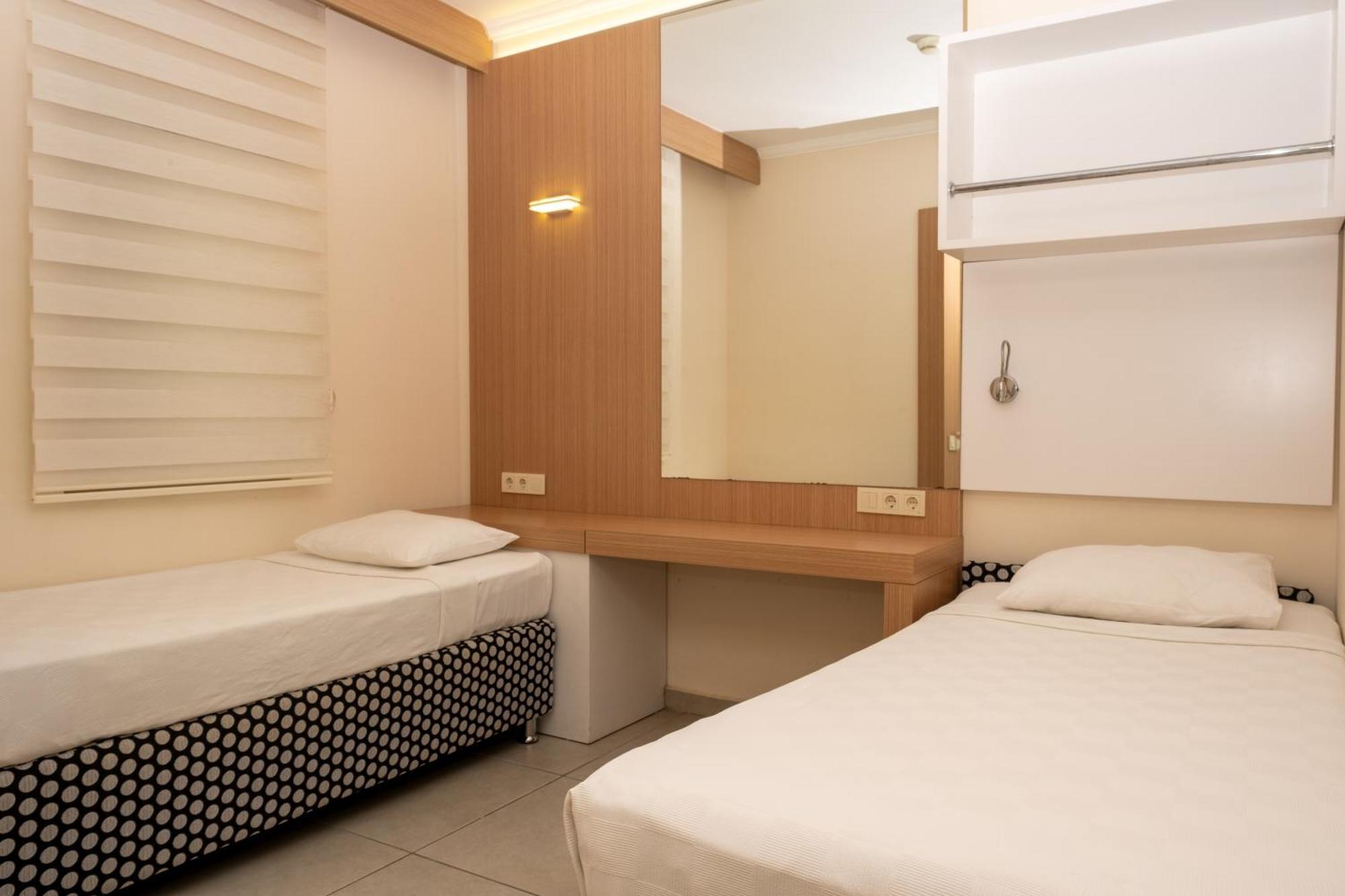 Aqi Pegasos World Otel 4*
