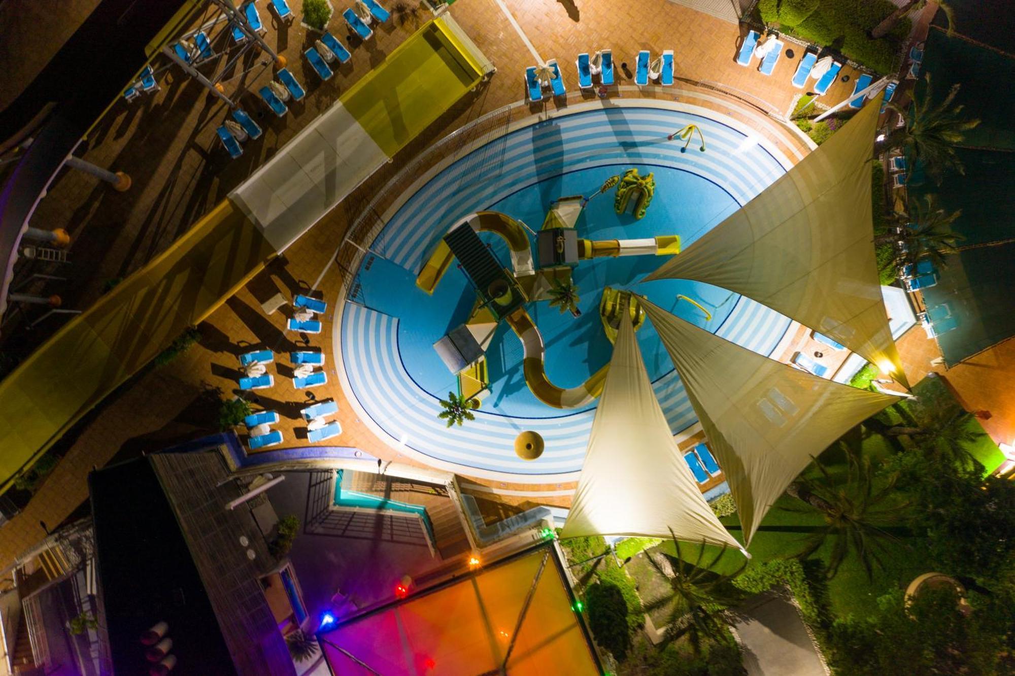 Otel Aqi Pegasos World 4*